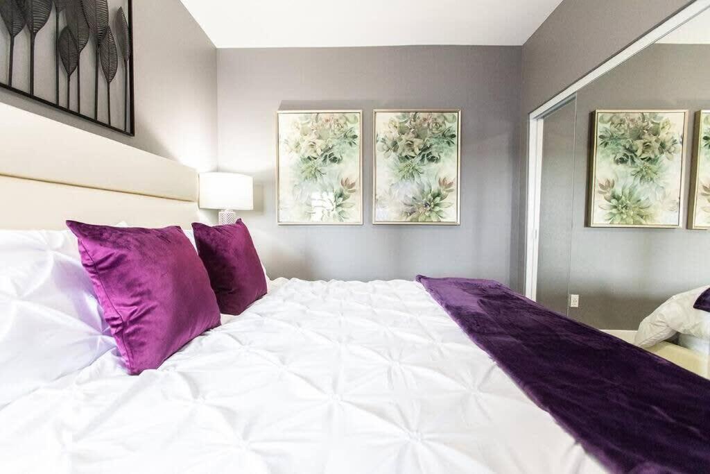Restaurants-Pets-Professionals-Fastwifi-A C-Patios Apartment San Diego Exterior photo